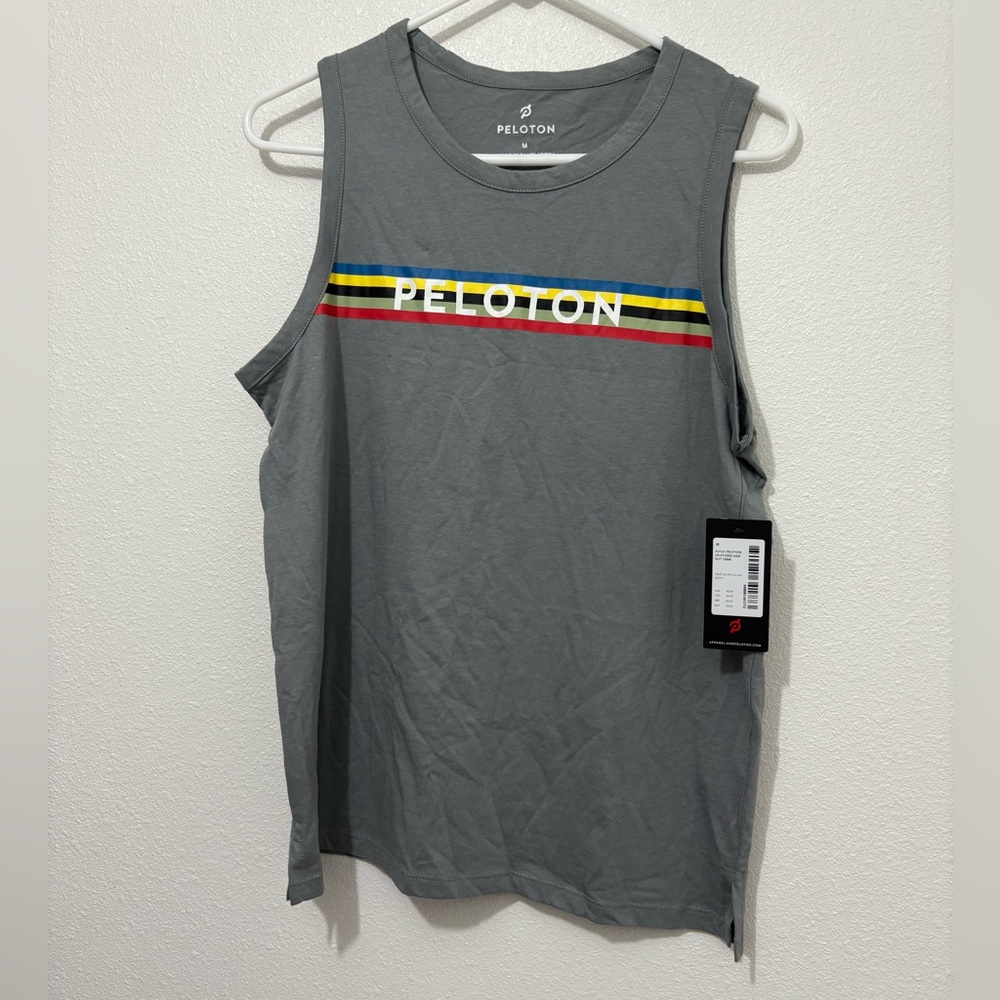 NEW Peloton Women's US Studio Side Slit Tank Size Medium Athletic Wear